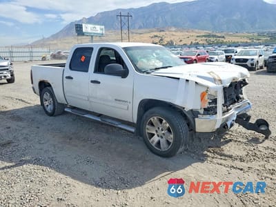 Czwarte zdjęcie samochodu z boku: 2008 GMC SIERRA K1500 VIN:3GTEK13J78G256850 - miniatura