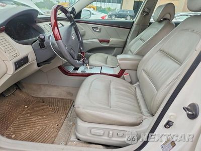 Zdjęcie 7 z 12 samochodu: 2007 HYUNDAI AZERA SE VIN:KMHFC46F97A209693 - miniatura