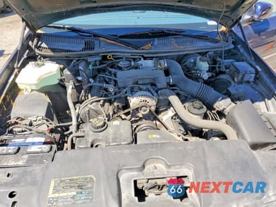 Zdjęcie 11 z 12 samochodu: 2001 LINCOLN TOWN CAR SIGNATURE VIN:1LNHM82W51Y612622 - miniatura