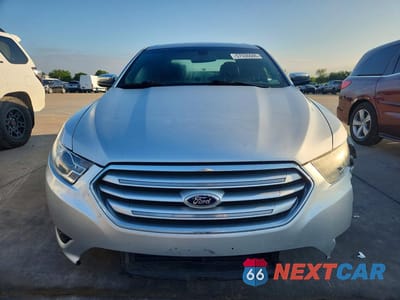 Piąte zdjęcie samochodu w środku: 2013 FORD TAURUS LIMITED VIN:1FAHP2F86DG216638 - miniatura
