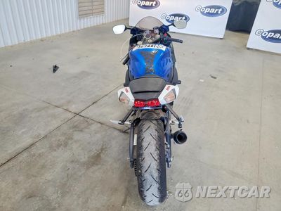 Czwarte zdjęcie samochodu z boku: 2011 SUZUKI GSX750 VIN:JS1GR7MA5B2100578 - miniatura