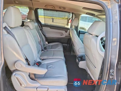 Zdjęcie 11 z 13 samochodu: 2018 HONDA ODYSSEY EXL VIN:5FNRL6H72JB029666 - miniatura