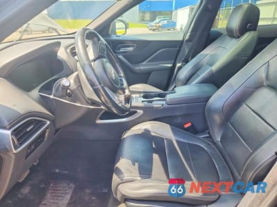 Zdjęcie 7 z 13 samochodu: 2017 JAGUAR F-PACE R - SPORT VIN:SADCL2BV0HA495108 - miniatura