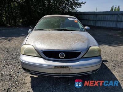 Piąte zdjęcie samochodu w środku: 2002 MERCURY SABLE GS VIN:1MEFM50U02G640314 - miniatura