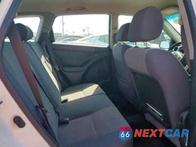 Zdjęcie 11 z 13 samochodu: 2006 TOYOTA COROLLA MATRIX XR VIN:2T1KR32E06C622315 - miniatura