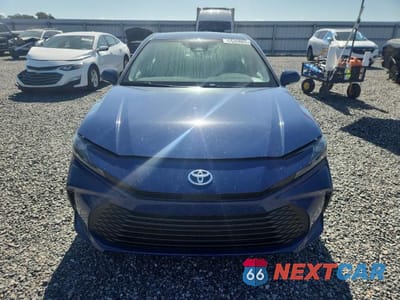Piąte zdjęcie samochodu w środku: 2026 TOYOTA CAMRY LE VIN:4T1DAACK0TU264894 - miniatura