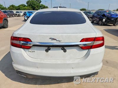 Zdjęcie 6 z 12 samochodu: 2013 JAGUAR XF VIN:SAJWA0ESXDPS64455 - miniatura
