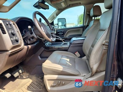 Zdjęcie 7 z 12 samochodu: 2016 GMC SIERRA K2500 DENALI VIN:1GT12UE82GF175944 - miniatura