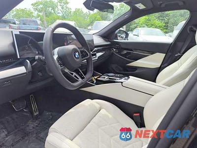 Zdjęcie 7 z 14 samochodu: 2026 BMW 530 XI VIN:WBA53FJ07TCW28698 - miniatura