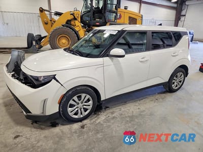 2023 KIA SOUL LX KNDJ23AU3P7858002 - główne zdjęcie licytacji z USA - miniatura