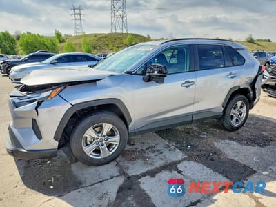 2024 TOYOTA RAV4 XLE 2T3P1RFVXRC412701 - główne zdjęcie licytacji z USA - miniatura