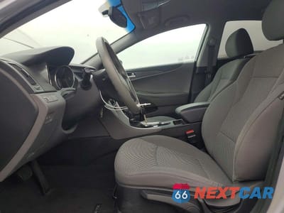 Zdjęcie 7 z 12 samochodu: 2011 HYUNDAI SONATA GLS VIN:5NPEB4ACXBH098377 - miniatura