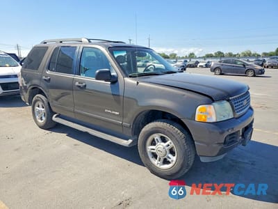 Czwarte zdjęcie samochodu z boku: 2005 FORD EXPLORER XLT VIN:1FMZU73E95ZA60398 - miniatura