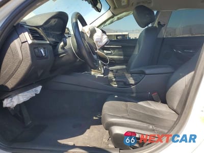 Zdjęcie 7 z 12 samochodu: 2015 BMW 328 I VIN:WBA3A5G55FNS83710 - miniatura
