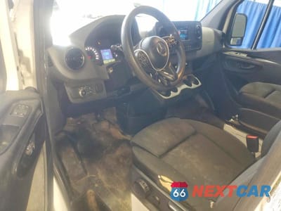 Zdjęcie 8 z 13 samochodu: 2019 MERCEDES-BENZ SPRINTER 2500/3500 VIN:WD4PF0CD5KT015743 - miniatura