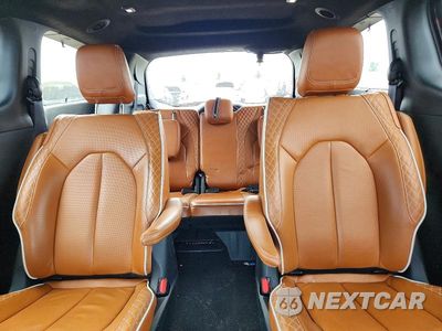 Zdjęcie 10 z 13 samochodu: 2025 CHRYSLER PACIFICA HYBRID PINNACLE VIN:2C4RC1N70SR528639 - miniatura