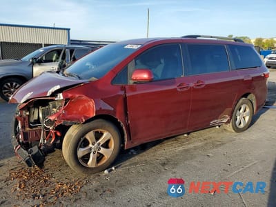 2015 TOYOTA SIENNA LE 5TDKK3DC7FS644982 - główne zdjęcie licytacji z USA - miniatura