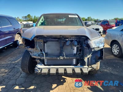 Piąte zdjęcie samochodu w środku: 2022 TOYOTA TACOMA SR5 V6 VIN:3TMCZ5AN2NM472571 - miniatura