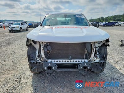 Piąte zdjęcie samochodu w środku: 2019 CHEVROLET SILVERADO C1500 VIN:1GCRWAEH9KZ371649 - miniatura