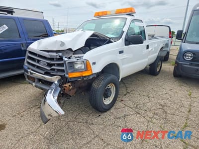 2001 FORD F350 SRW SUPER DUTY 1FTSF31S81EA49363 - główne zdjęcie licytacji z USA - miniatura