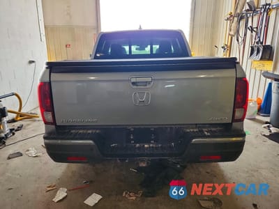 Zdjęcie 6 z 12 samochodu: 2017 HONDA RIDGELINE RTL VIN:5FPYK3F79HB016785 - miniatura
