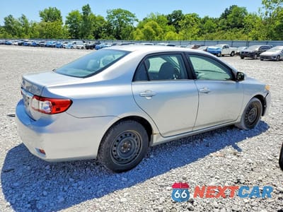 Trzecie zdjęcie samochodu z tyłu: 2013 TOYOTA COROLLA LE VIN:5YFBU4EEXDP152632 - miniatura