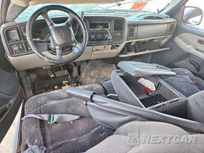 Zdjęcie 15 z 26 samochodu: 2001 CHEVROLET TAHOE C1500 VIN:1GNEC13T21J263229 - miniatura
