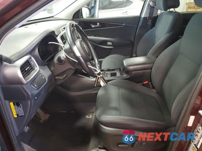 Zdjęcie 7 z 12 samochodu: 2016 KIA SORENTO LX VIN:5XYPG4A32GG183271 - miniatura
