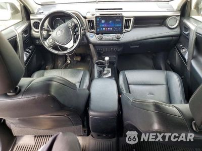 Zdjęcie 8 z 13 samochodu: 2017 TOYOTA RAV4 HV LIMITED VIN:JTMDJREV0HD060131 - miniatura