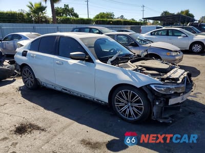 Czwarte zdjęcie samochodu z boku: 2021 BMW M340I VIN:WBA5U7C02MFL29085 - miniatura