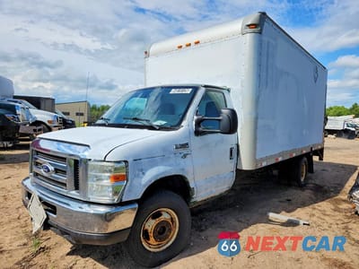 2016 FORD E350 BOX TRUCK 1FDWE3FL7GDC13038 - główne zdjęcie licytacji z USA - miniatura