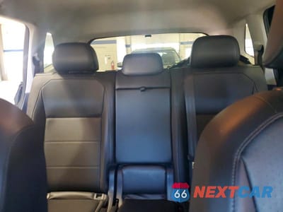 Zdjęcie 10 z 13 samochodu: 2019 VOLKSWAGEN TIGUAN VIN:3VV3B7AX5KM013985 - miniatura