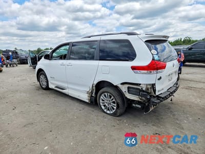 Drugie zdjęcie samochodu z przodu: 2013 TOYOTA SIENNA XLE 8-PASSENGER VIN:5TDYK3DC7DS289352 - miniatura