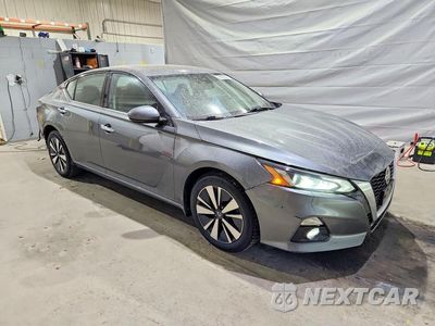 Czwarte zdjęcie samochodu z boku: 2020 NISSAN ALTIMA SV VIN:1N4BL4DW0LC145327 - miniatura