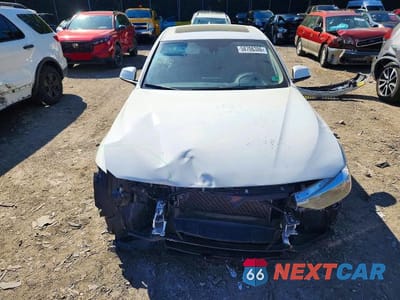 Piąte zdjęcie samochodu w środku: 2016 BMW 320 XI VIN:WBA8A3C58GK688351 - miniatura