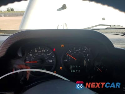 Zdjęcie 9 z 12 samochodu: 2007 JEEP WRANGLER X VIN:1J4GA39167L201865 - miniatura