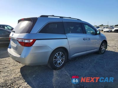 Trzecie zdjęcie samochodu z tyłu: 2011 HONDA ODYSSEY EXL VIN:5FNRL5H65BB021189 - miniatura