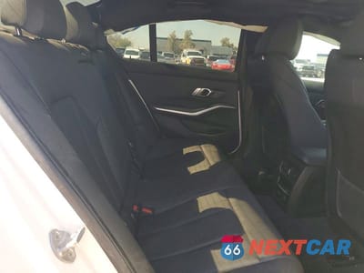 Zdjęcie 10 z 12 samochodu: 2020 BMW 330I VIN:3MW5R1J04L8B16549 - miniatura