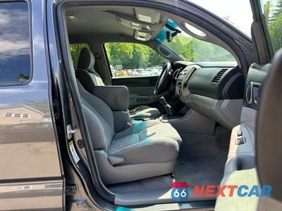 Zdjęcie 8 z 10 samochodu: 2010 TOYOTA TACOMA DOUBLE CAB VIN:5TELU4EN4AZ695193 - miniatura