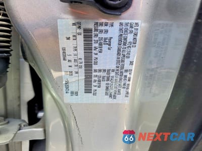 Zdjęcie 13 z 13 samochodu: 2014 FORD FOCUS TITANIUM VIN:1FADP3N20EL294987 - miniatura