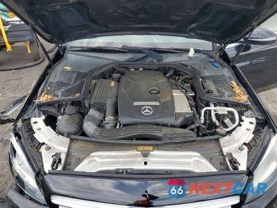 Zdjęcie 11 z 12 samochodu: 2016 MERCEDES-BENZ C 300 VIN:55SWF4JB7GU123806 - miniatura
