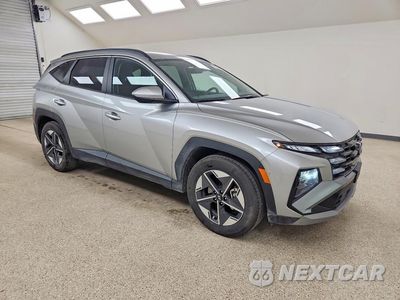 Czwarte zdjęcie samochodu z boku: 2025 HYUNDAI TUCSON SEL VIN:5NMJB3DE1SH509118 - miniatura