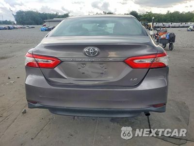 Zdjęcie 6 z 12 samochodu: 2018 TOYOTA CAMRY LE VIN:4T1B11HK4JU141399 - miniatura