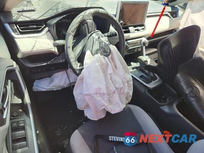 Zdjęcie 8 z 13 samochodu: 2024 TOYOTA RAV4 XLE VIN:2T3P1RFV5RW411065 - miniatura