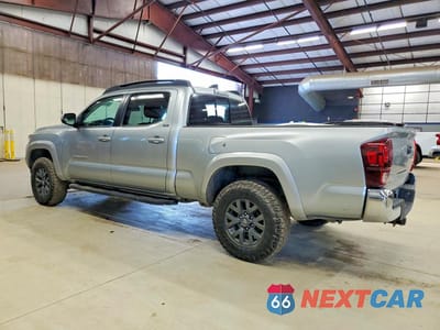 Drugie zdjęcie samochodu z przodu: 2022 TOYOTA TACOMA SR5 V6 VIN:3TMDZ5BNXNM139327 - miniatura