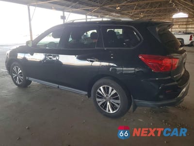 Drugie zdjęcie samochodu z przodu: 2017 NISSAN PATHFINDER S VIN:5N1DR2MN5HC912010 - miniatura