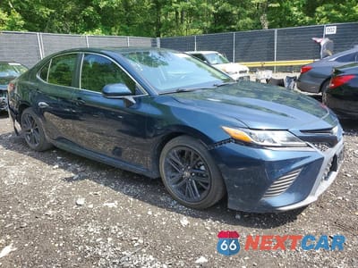 Czwarte zdjęcie samochodu z boku: 2019 TOYOTA CAMRY SE VIN:4T1B11HK2KU702877 - miniatura