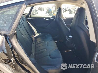 Zdjęcie 10 z 13 samochodu: 2014 TESLA MODEL S VIN:5YJSA1H12EFP35855 - miniatura