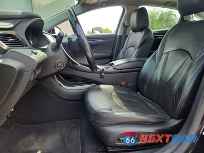 Zdjęcie 7 z 12 samochodu: 2017 BUICK LACROSSE PREMIUM VIN:1G4ZR5SS1HU135285 - miniatura