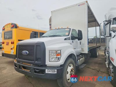 Drugie zdjęcie samochodu z przodu: 2018 FORD F750 SUPER DUTY BOX TRUCK VIN:1FDWF7DC8JDF06591 - miniatura